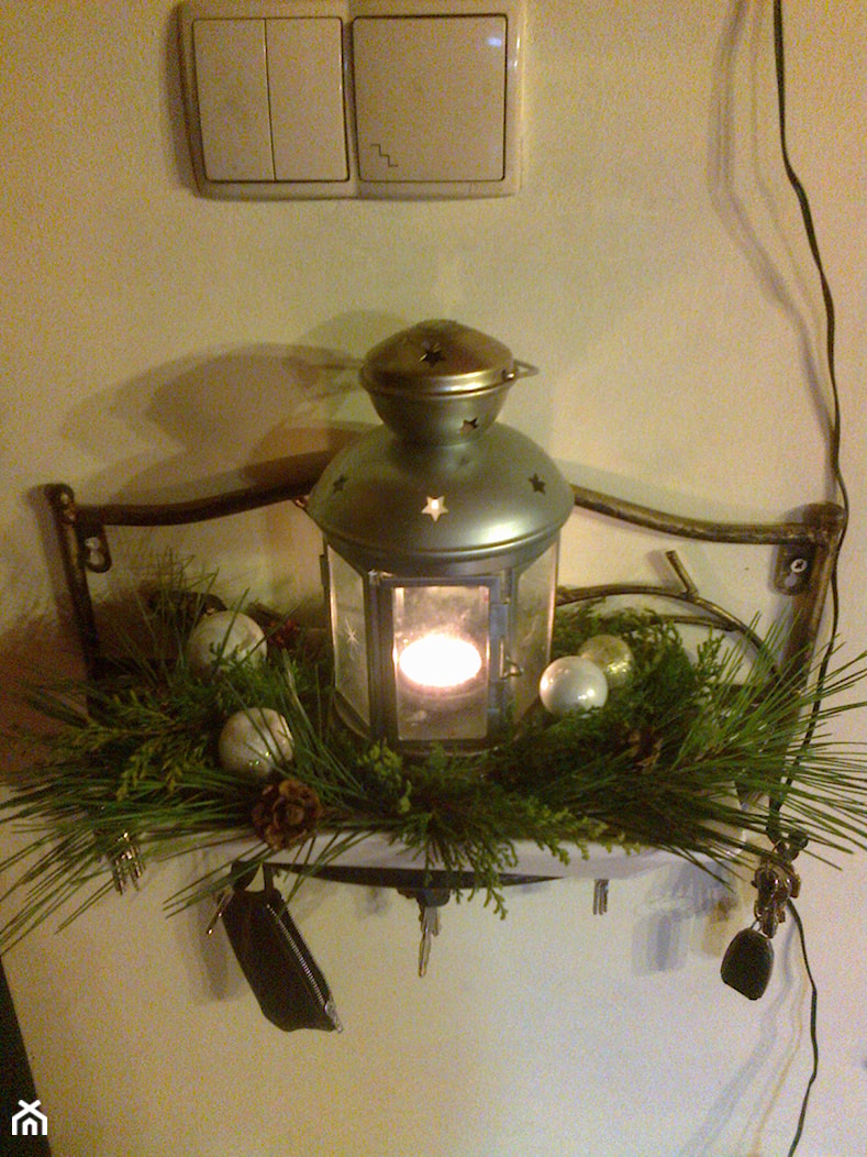 półeczka na klucze też świąteczny ma nastrój - zdjęcie od Barbara Kossowska - Homebook