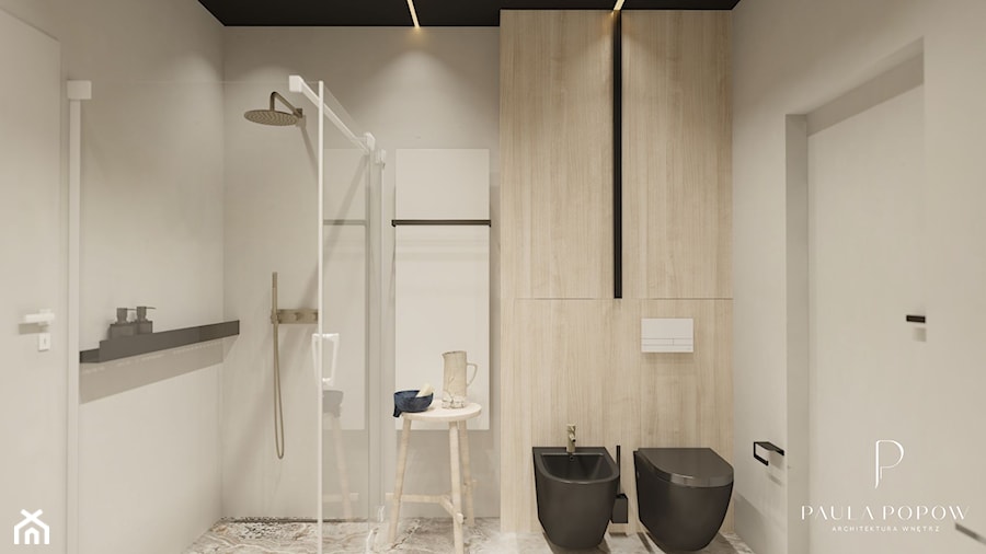 kremowa łazienka japandi, jasne drewno, czarne dodatki, złoto matowe, mikrocement, mikrobeton - zdjęcie od Paula Popow projektowanie wnętrz