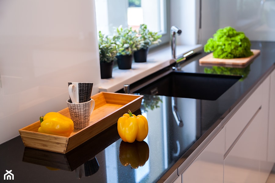 Ogrody Hallera 1 - Kuchnia, styl nowoczesny - zdjęcie od Pracownia Wnętrza