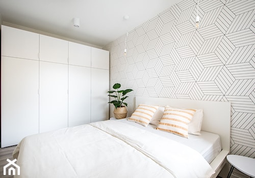 Sypialnia z tapetą geometryczną - zdjęcie od Dorota Skubis Studio Wnętrz