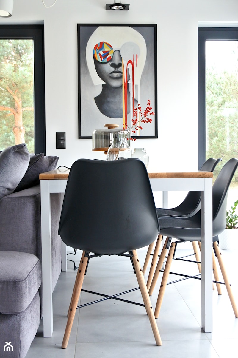Dom AirPlane - Mały biały salon z jadalnią, styl nowoczesny - zdjęcie od KODY Wnętrza Design & Concept Store