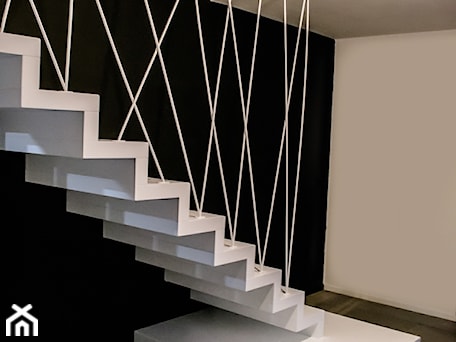 Aranżacje wnętrz - Schody: Innowacyjne białe schody - Schody, styl nowoczesny - SCHODY JURREX . Przeglądaj, dodawaj i zapisuj najlepsze zdjęcia, pomysły i inspiracje designerskie. W bazie mamy już prawie milion fotografii!