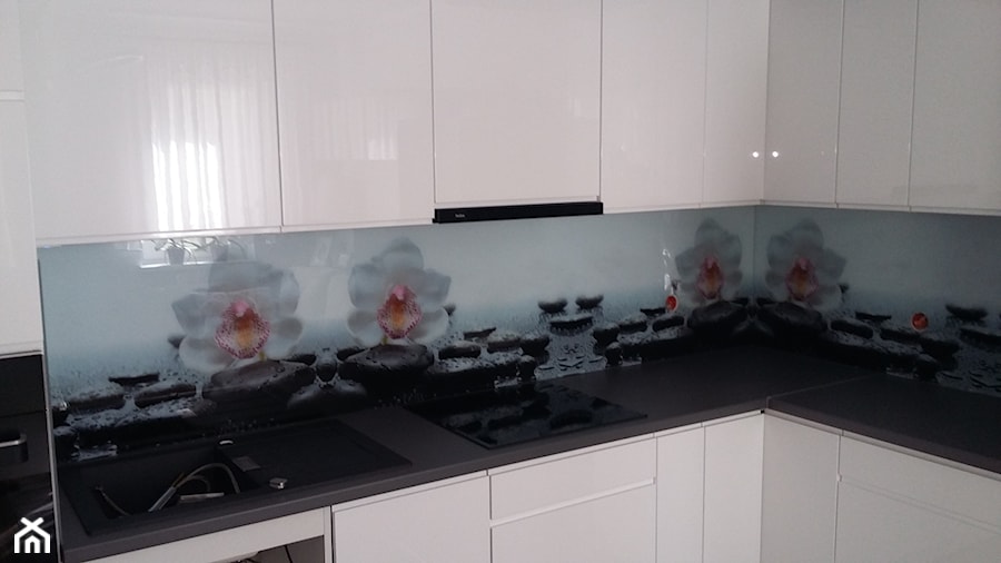 Szklany panel kuchenny - szkło hartowane - Kuchnia, styl nowoczesny - zdjęcie od Wojciech Kulesza