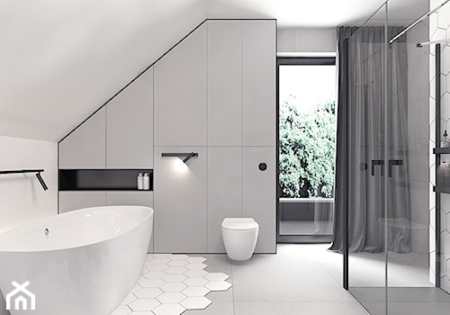 Projekt 13 - Duża na poddaszu łazienka z oknem, styl minimalistyczny - zdjęcie od Pracownia projektowania wnęrz Loci