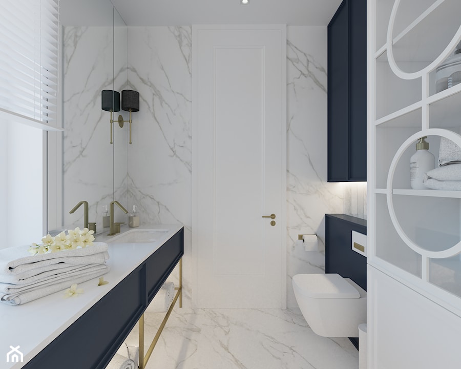 REZYDENCJA PARKOWA - Średnia z lustrem z marmurową podłogą z punktowym oświetleniem łazienka z oknem, styl glamour - zdjęcie od 3deko