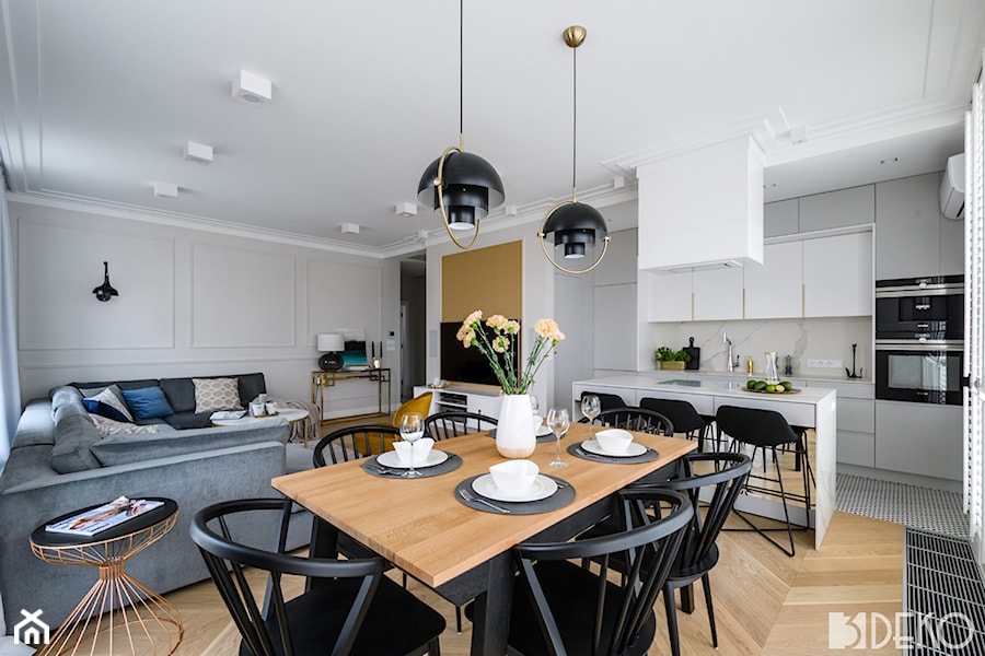 Mieszkanie Mokotów - Średnia beżowa jadalnia w salonie w kuchni, styl nowoczesny - zdjęcie od 3deko