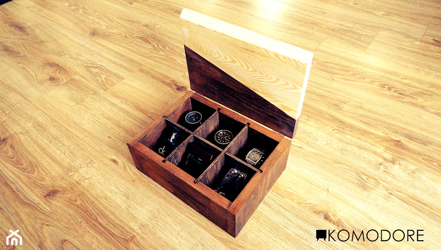 Kombox- Eleganckie drewniane pudełko z przegródkami - zdjęcie od Komodore