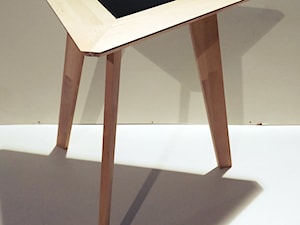 Elegancki drewniany stolik kawowy Asana - Komodore - zdjęcie od Komodore