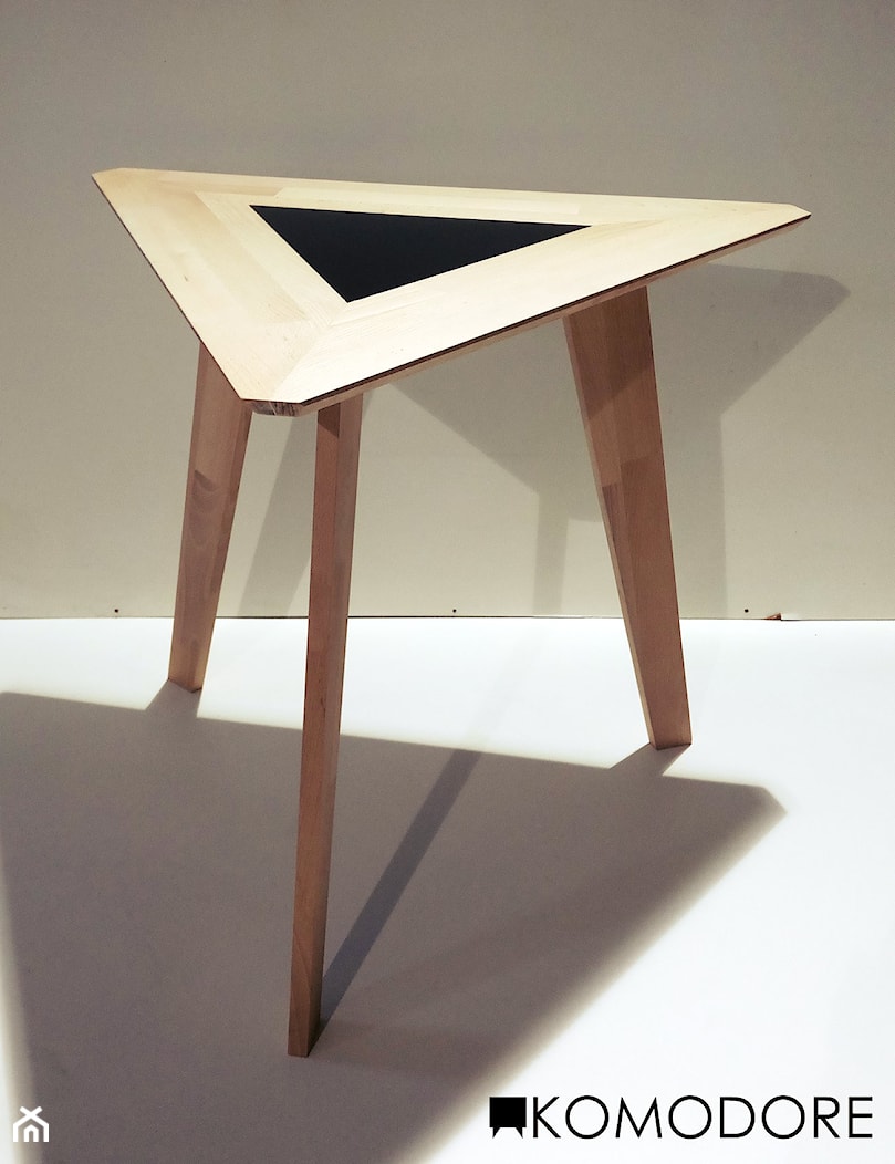 Elegancki drewniany stolik kawowy Asana - Komodore - zdjęcie od Komodore - Homebook