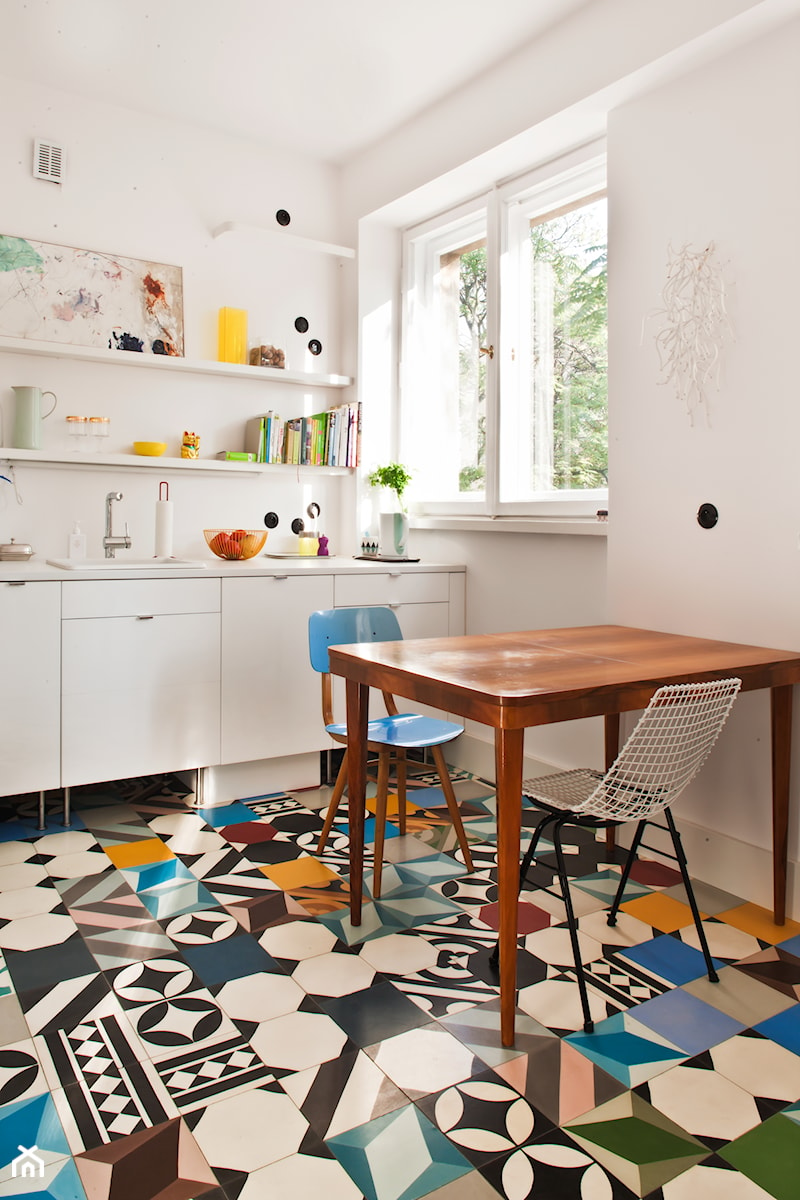 patchwork w minimalistycznej kuchni - zdjęcie od purpura