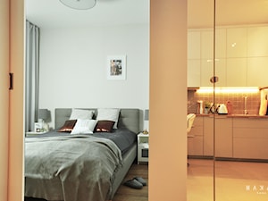 37 mkw na wynajem | URSYNÓW CENTRAL PARK - Średnia beżowa biała sypialnia, styl nowoczesny - zdjęcie od MAKAO home