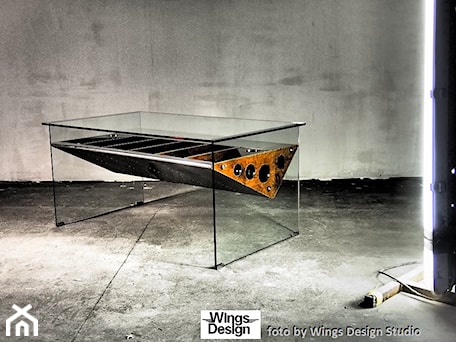 Aranżacje wnętrz - Salon: WING FLAP TABLE - Wings Design . Przeglądaj, dodawaj i zapisuj najlepsze zdjęcia, pomysły i inspiracje designerskie. W bazie mamy już prawie milion fotografii!