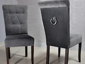 Krzesło tapicerowane z kołatką - zdjęcie od Houseform- meble i wyposażenie wnętrz