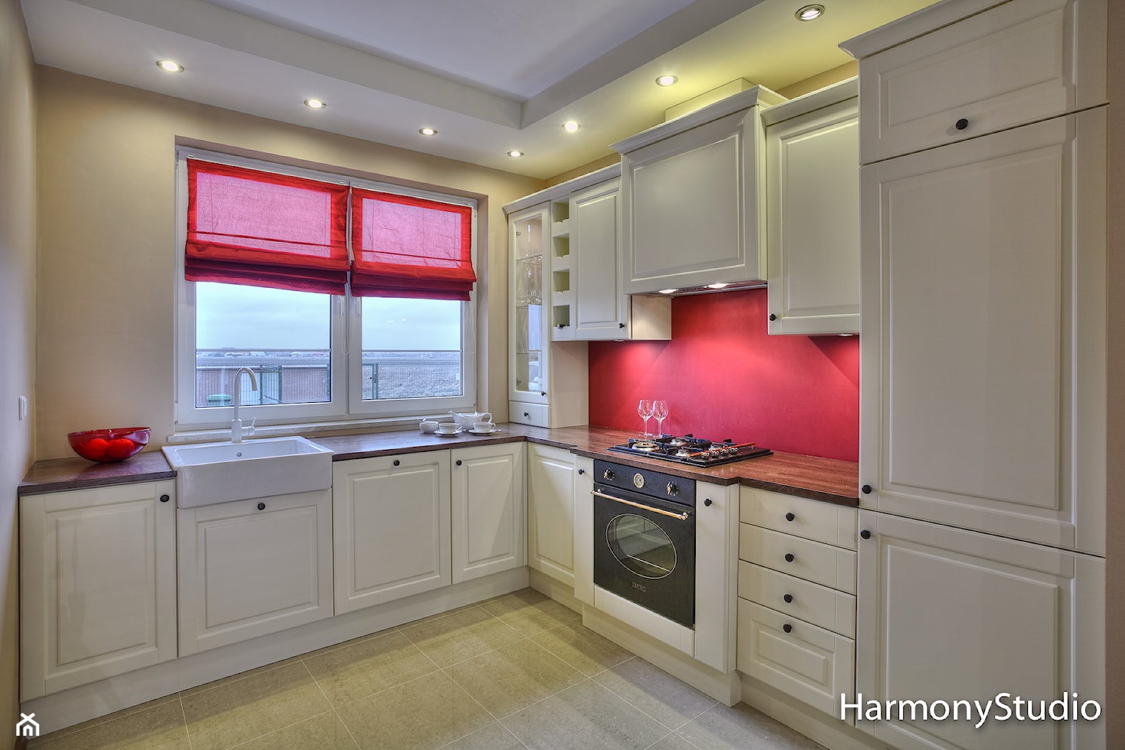 Kuchnia klasyczna otwarta - zdjęcie od HarmonyStudio kuchnie i wnętrza - Homebook
