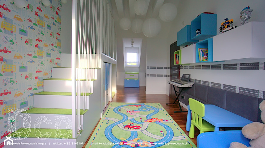 dziecięco / młodzieżowo - Duży biały szary z panelami tapicerowanymi pokój dziecka dla dziecka dla chłopca, styl nowoczesny - zdjęcie od Pracownia Projektowania | Daria Ciuńczyk-Duda