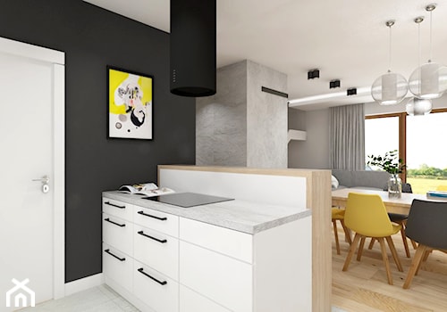 dom.Reda - Otwarta z salonem z kamiennym blatem czarna z zabudowaną lodówką kuchnia jednorzędowa z oknem z marmurem nad blatem kuchennym, styl nowoczesny - zdjęcie od ip-design