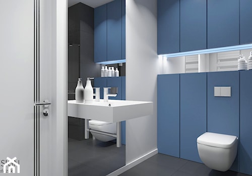 mieszkanie.Mikołajki 3 - Mała bez okna z lustrem łazienka, styl minimalistyczny - zdjęcie od ip-design