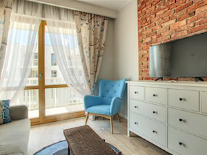 mieszkanie.Gdańsk styl morski - Mały szary salon, styl skandynawski - zdjęcie od ip-design
