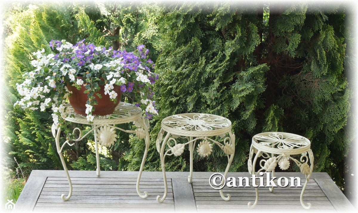 Ogrodowe meble w stylu prowansalskim - Taras, styl prowansalski - zdjęcie od Antikon Galeria - Homebook
