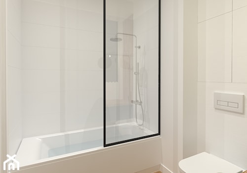 Projekt mieszkania 65m2 - Mała bez okna z punktowym oświetleniem łazienka, styl nowoczesny - zdjęcie od Skrzypczynski_pracownia