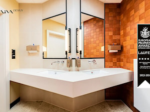 Innowacyjna łazienka z ceglanymi kafelkami - zdjęcie od Viva Design Rzeszów