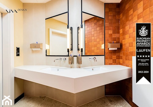 Innowacyjna łazienka z ceglanymi kafelkami - zdjęcie od Viva Design Rzeszów