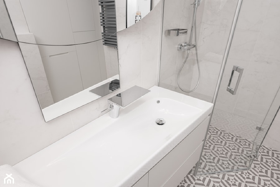 Łazienka - widok na umywalkę - zdjęcie od Viva Design Rzeszów