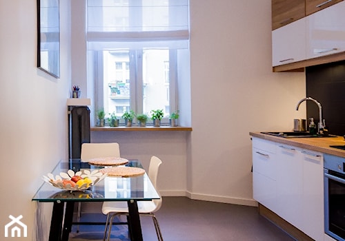 Metamorfoza mieszkania w kamienicy - Kuchnia, styl minimalistyczny - zdjęcie od Justyna Przybylak