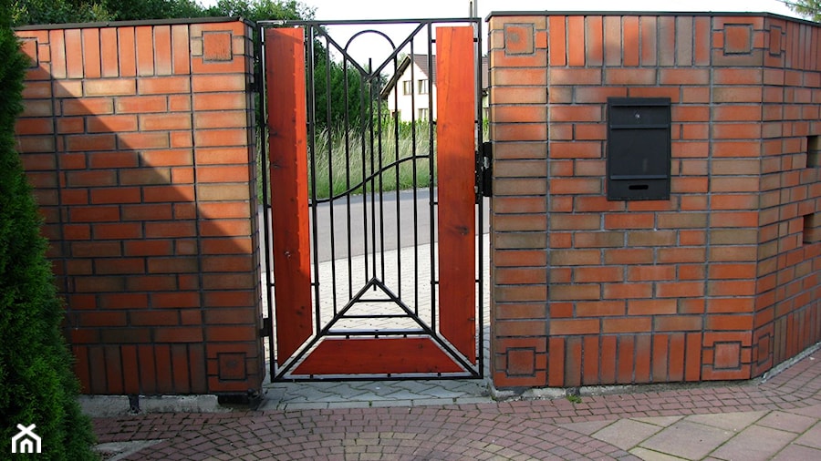 Projekt ogrodzenia - Dom jednorodzinny w Czańcu (Gmina Kęty - Małopolska) - zdjęcie od ARCHITEKCI KOJDER