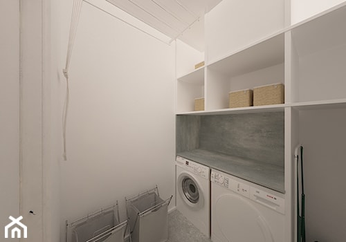 Dom w Ozorzycach - Mała z pralnią garderoba, styl nowoczesny - zdjęcie od Pracownia Projektowa "Interior-Art"