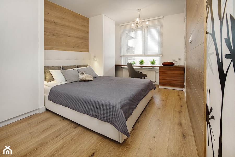 Mieszkanie na Litomskiej - Duża biała z biurkiem sypialnia, styl nowoczesny - zdjęcie od Pracownia Projektowa "Interior-Art"