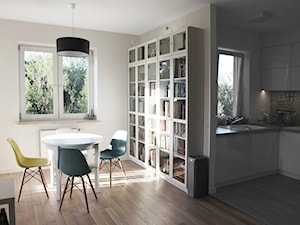 Mieszkanie 53 m2 - Średnia szara jadalnia jako osobne pomieszczenie, styl nowoczesny - zdjęcie od Schemat