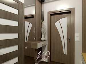 Klasyczny korytarz (Dom w Oświęcimiu) - Hol / przedpokój, styl tradycyjny - zdjęcie od KJ Studio Projektowanie wnętrz