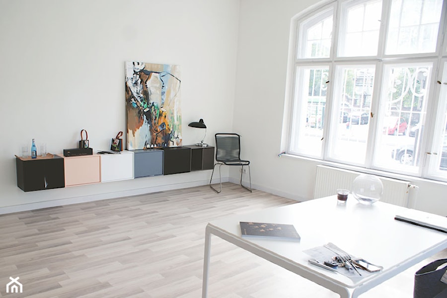 Biuro w Poznaniu - Średnie w osobnym pomieszczeniu białe biuro, styl skandynawski - zdjęcie od Monika Kowalczyk Home Design