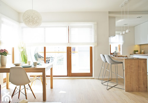 Mieszkanie w Poznaniu - Średnia biała jadalnia w salonie, styl nowoczesny - zdjęcie od Monika Kowalczyk Home Design