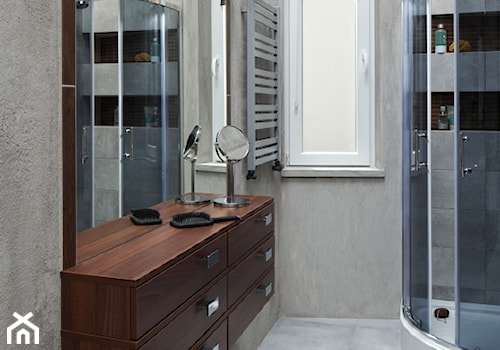 Łazienka - Mała łazienka z oknem, styl tradycyjny - zdjęcie od Castorama