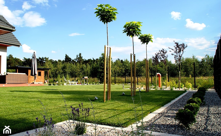 Ogród, styl nowoczesny - zdjęcie od FLORI-ARCH Ogrody, Projekty Opolskie