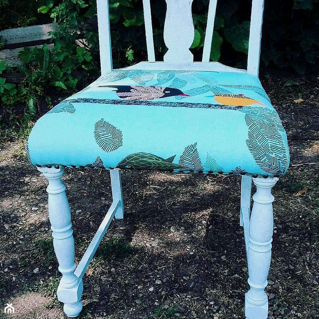 blue vintage chair - zdjęcie od Projekt Home - Homebook