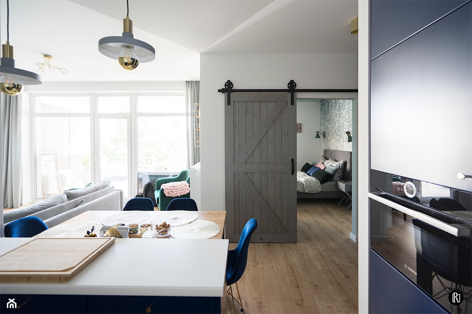 Drzwi przesuwne w kobiecym mieszkaniu - Kuchnia, styl nowoczesny - zdjęcie od Drzwi Przesuwne i Systemy Przesuwne RENO - Homebook