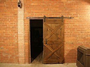 Nasze drzwi u Was - Stadnina Golesze Duże - Wnętrza publiczne, styl rustykalny - zdjęcie od Drzwi Przesuwne i Systemy Przesuwne RENO