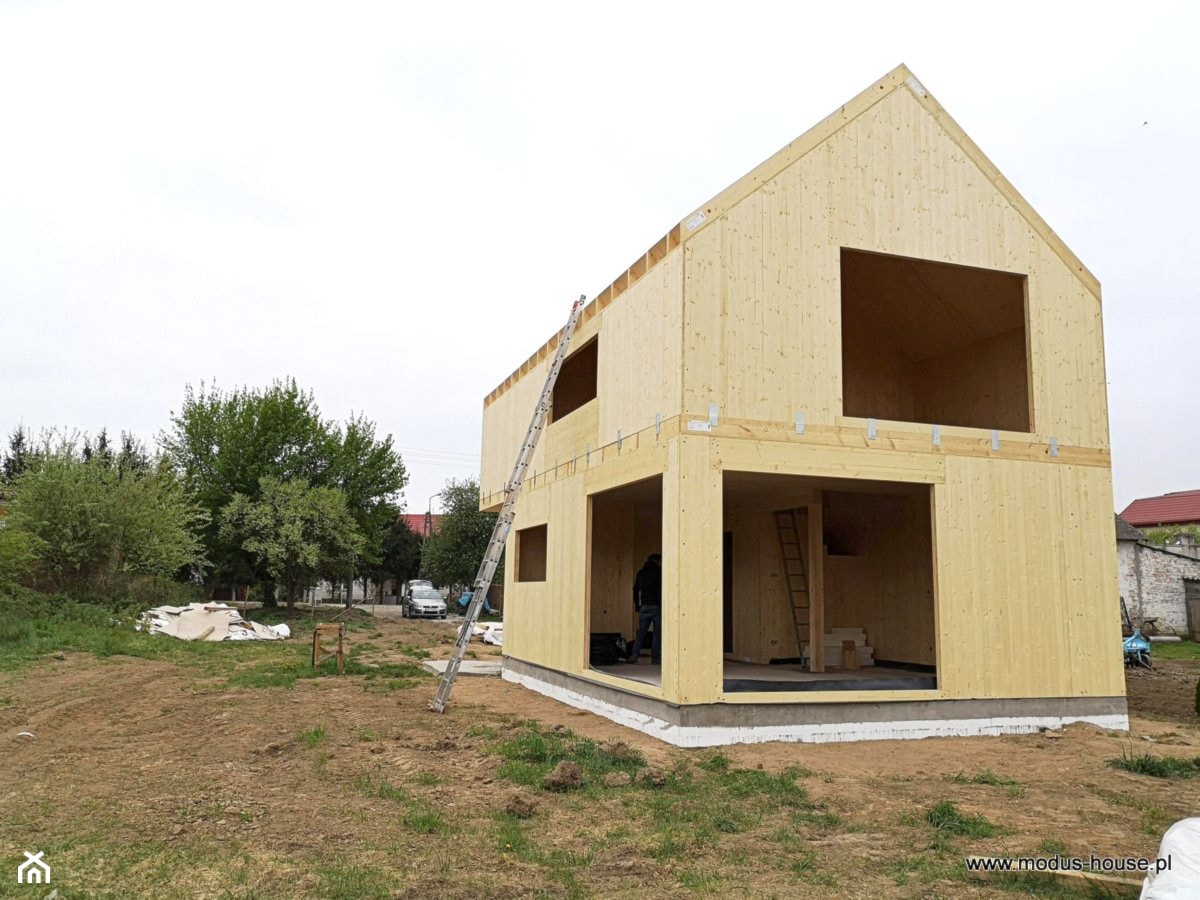 Dom drewniany pod Warszawą - zdjęcie od MODUS-HOUSE - Homebook