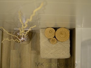 Od projektu do realizacji łazienki w stylu skandynawskiej - Bez okna łazienka, styl skandynawski - zdjęcie od MKsmartstudio
