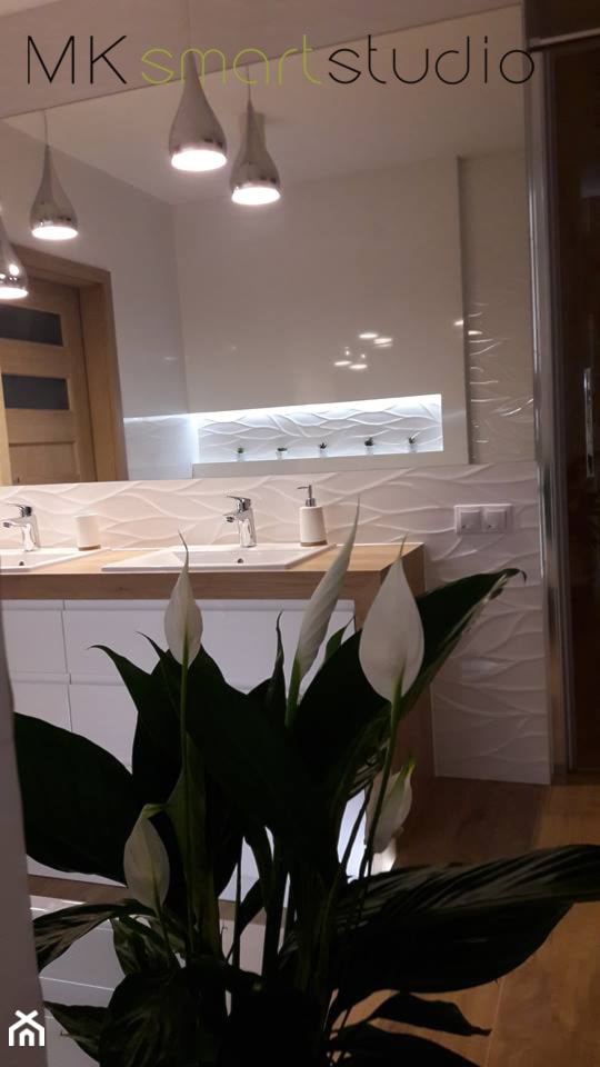 Realizacja pięknej i nowoczesnej łazienki w stylu skandynawskim - zdjęcie od MKsmartstudio - Homebook