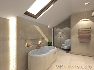 Łazienka w stylu glamour - Średnia na poddaszu jako pokój kąpielowy łazienka z oknem, styl glamour - zdjęcie od MKsmartstudio