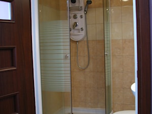 Od projektu do realizacji szarej nowoczesnej łazienki - Łazienka, styl nowoczesny - zdjęcie od MKsmartstudio
