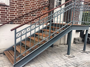 konstrukcja schodów z balustradą schodową heavyart - zdjęcie od Heavy Art