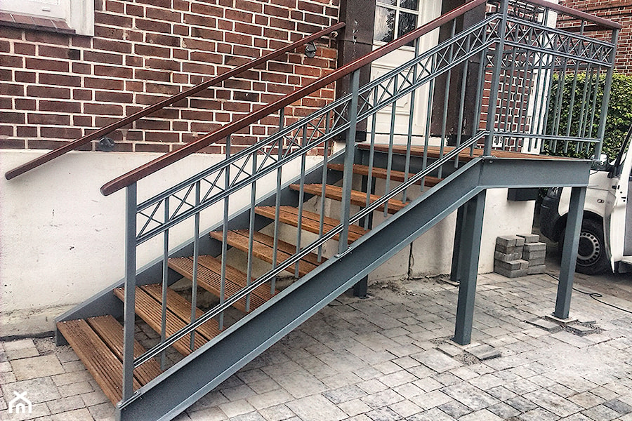 konstrukcja schodów z balustradą schodową heavyart - zdjęcie od Heavy Art