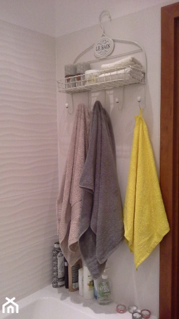 kącik na ręczniki i kosmetyki - zdjęcie od alicja nowa