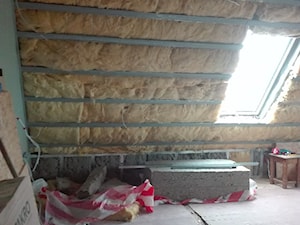 Bez ocieplenia ani rusz, jest też nasze okno dachowe:-) - zdjęcie od ewus-luczyk
