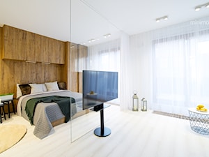 Apartament w Browarze Lubicz w Krakowie - Średnia biała sypialnia z balkonem / tarasem, styl minimalistyczny - zdjęcie od MINIMOO Architektura Wnętrz